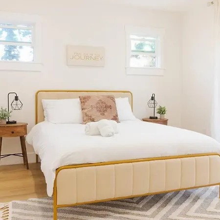 Home In The Heart Of Willow Glen San Jose